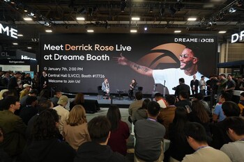 Derrick Rose, former NBA MVP and three-time All-Star, at Dreame's CES 2026 booth, discussing smart living and how optimizing daily routines creates space for recovery, mental clarity, and what truly matters.