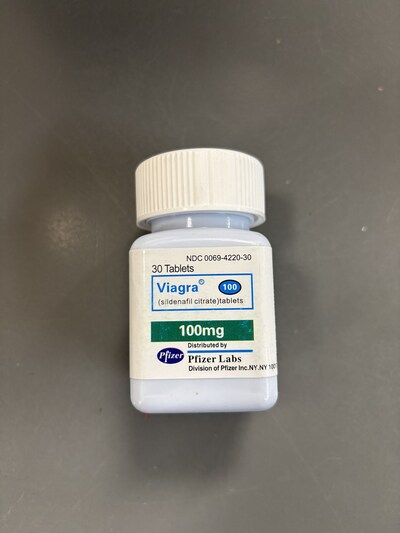 Viagra 100mg (Front) (CNW Group/Health Canada (HC))