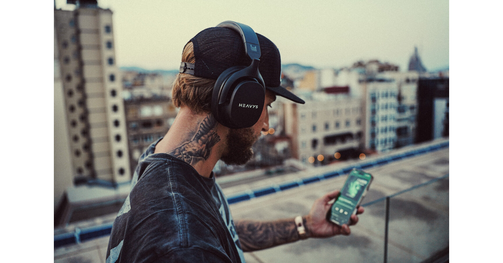 HEAVYS Releases Limited-Edition Currents Shells for Custom Over-Ear Rock Headphones