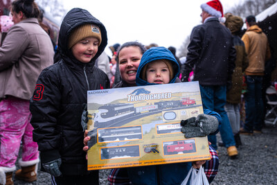 Norfolk Southern and Marine Toys for Tots provided holiday gifts for communities across New York in December.
