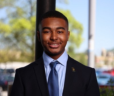 Anthony Brantley was named one of three national winners of The Storage Center's Fall Space to Succeed Scholarship. Anthony Brantley was named one of three national winners of The Storage Center's Fall Space to Succeed Scholarship.