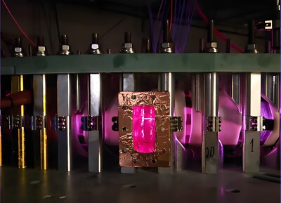 Hydrogen plasma shot in C3 magnetic fields, with interferometer port in view
