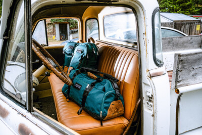 JanSport Clutch Series