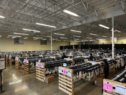 Reflex Sales Group and Alternative Retail form strategic partnership to provide more control to leading brands for their off-price strategies. The companies blend excess inventory solutions and global reach with local high-return events, such as warehouse and sample sales, while protecting brand integrity and maximizing value across channels. (PRNewsfoto/Reflex Sales Group)