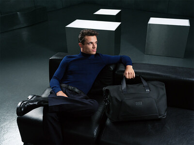 TUMI DÉVOILE LA PROCHAINE GÉNÉRATION DE LA COLLECTION TUMI ALPHA AVEC DES CAMPAGNES METTANT EN VEDETTE LANDO NORRIS ET WEI DAXUN