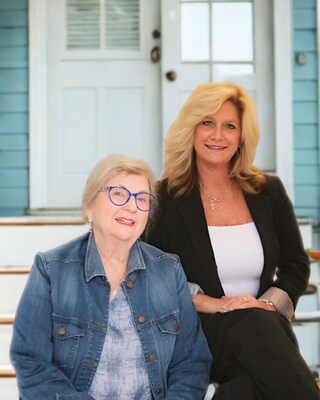 The Anne Arnold & Ammie Archer Real Estate Team