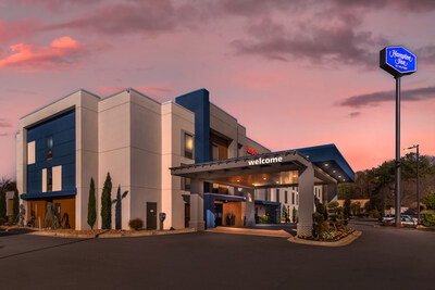 Exterior view of the newly renovated Hampton Inn Atlanta–Stockbridge in Stockbridge, Georgia, completed January 2026.