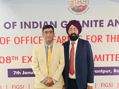 The newly elected President of FIGSI, Mr. Ishwinder Singh (R) and Secretary, Mr. Manoj Kumar Singh (L)