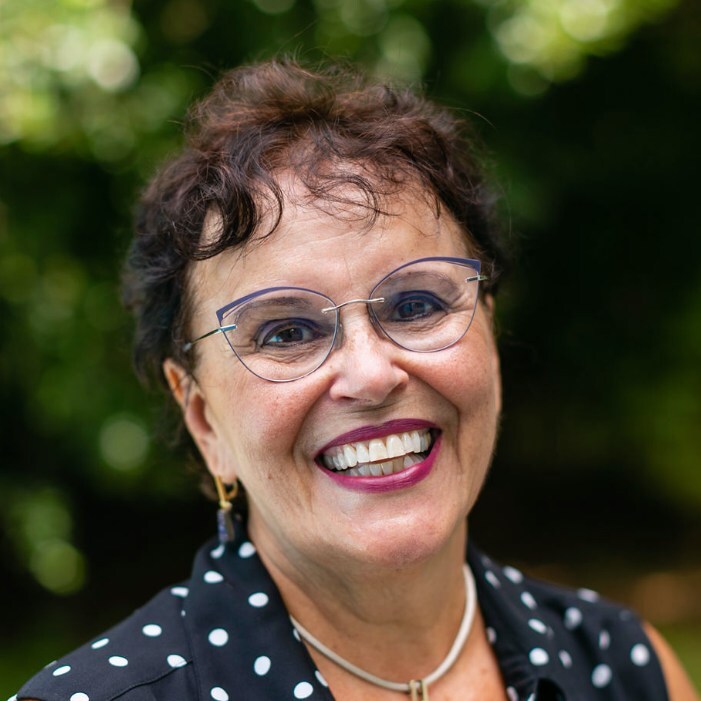 The Inner Circle acknowledges, Suzanne Dana as a Pinnacle Professional Member Inner Circle of Excellence