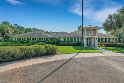 Entrance to RCA at Mount Dora