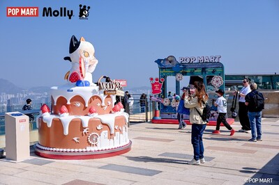 下載新聞稿及MOLLY 20週年企劃—「MOLLY尋星之旅：重返太平山頂」_With People高清照片：https://bit.ly/3LVRiUs