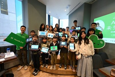 Students participating in the “AI Creativity Competition: Prompt Your Future Career” explored their visions of emerging professions with guidance from Manulife AI mentors, Preface instructors, and the support of AI tools.
