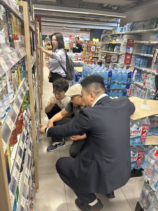 Unable to view the image, Please provide a valid URL.