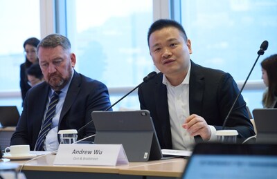 吳廣宇先生出席 Cargo× 專家小組會議，並就報告的制定提供專業洞察。©香港金融管理局