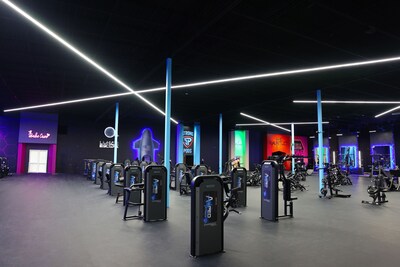 As the brand’s 34th location nationwide and first in Georgia, Amped Fitness Columbus debuts two new concepts—Aura Pilates and Lunar Escape—alongside state-of-the-art equipment and immersive training zones, setting a new standard for the Amped Fitness experience.