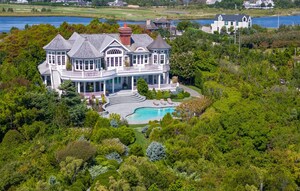 Tim Davis Lists Extraordinary Quogue Oceanfront Sanctuary for $30.5 Million