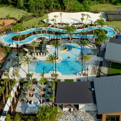 RiverTown has three multi-million-dollar amenity centers. (CNW Group/Mattamy Homes Limited)