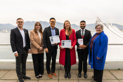 From left to right: Kevin Harding (Director, Innovation and Safety, Ministry of Housing), Molly MacCormack (CFIB policy analyst for BC), Vincent Tong (CEO of BC Housing), Hon. Christine Boyle (BC Minister of Housing), Kalith Nanayakkara (CFIB senior policy analyst for BC), and Esther de Vos (Executive Director, Research, BC Housing). (CNW Group/Canadian Federation of Independent Business) From left to right: Kevin Harding (Director, Innovation and Safety, Ministry of Housing), Molly MacCormack (CFIB policy analyst for BC), Vincent Tong (CEO of BC Housing), Hon. Christine Boyle (BC Minister of Housing), Kalith Nanayakkara (CFIB senior policy analyst for BC), and Esther de Vos (Executive Director, Research, BC Housing). (CNW Group/Canadian Federation of Independent Business)