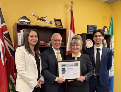 From left to right: Angela Drennan (CFIB Vice-President of Ontario legislative affairs), Hon. Victor Fedeli (Ontario Minister of Economic Development, Job Creation and Trade), Julie Kwiecinski (CFIB director of Ontario provincial affairs), and Joseph Falzata (CFIB policy analyst). (CNW Group/Canadian Federation of Independent Business) From left to right: Angela Drennan (CFIB Vice-President of Ontario legislative affairs), Hon. Victor Fedeli (Ontario Minister of Economic Development, Job Creation and Trade), Julie Kwiecinski (CFIB director of Ontario provincial affairs), and Joseph Falzata (CFIB policy analyst). (CNW Group/Canadian Federation of Independent Business)