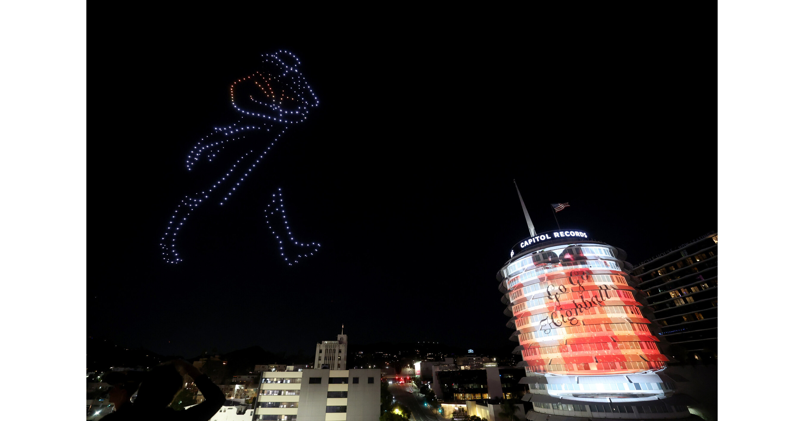 JOHNNIE WALKER TOASTS MUSICS BIGGEST WEEKEND WITH THE GO GO HIGHBALL