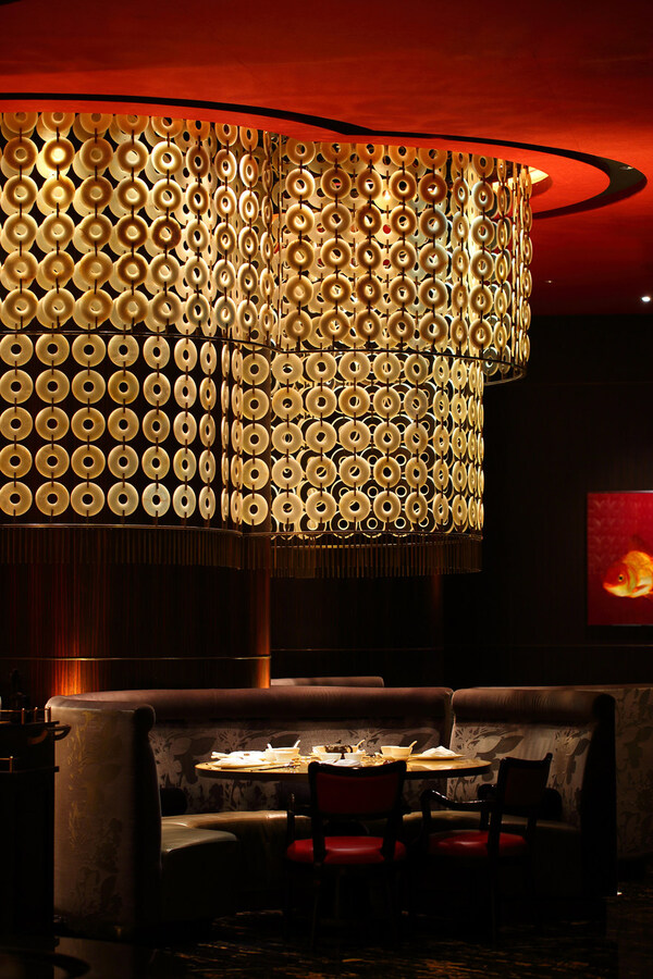 Restaurants at Grand Lisboa Palace and Grand Lisboa will present exclusive set menus and festive à la carte dishes. (PRNewsfoto/SJM Resorts, S.A.)