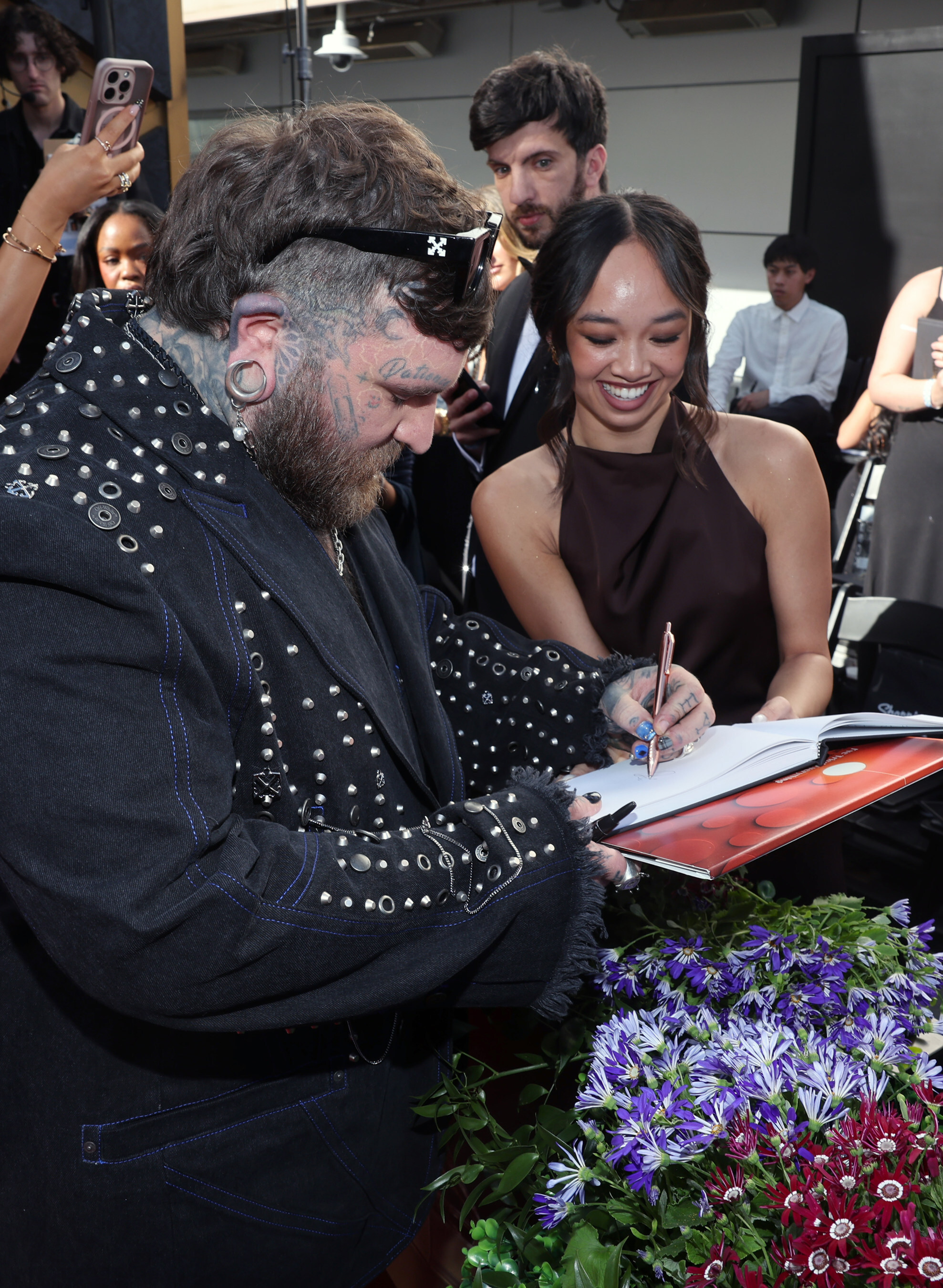 Unable to view the image, Please provide a valid URL.