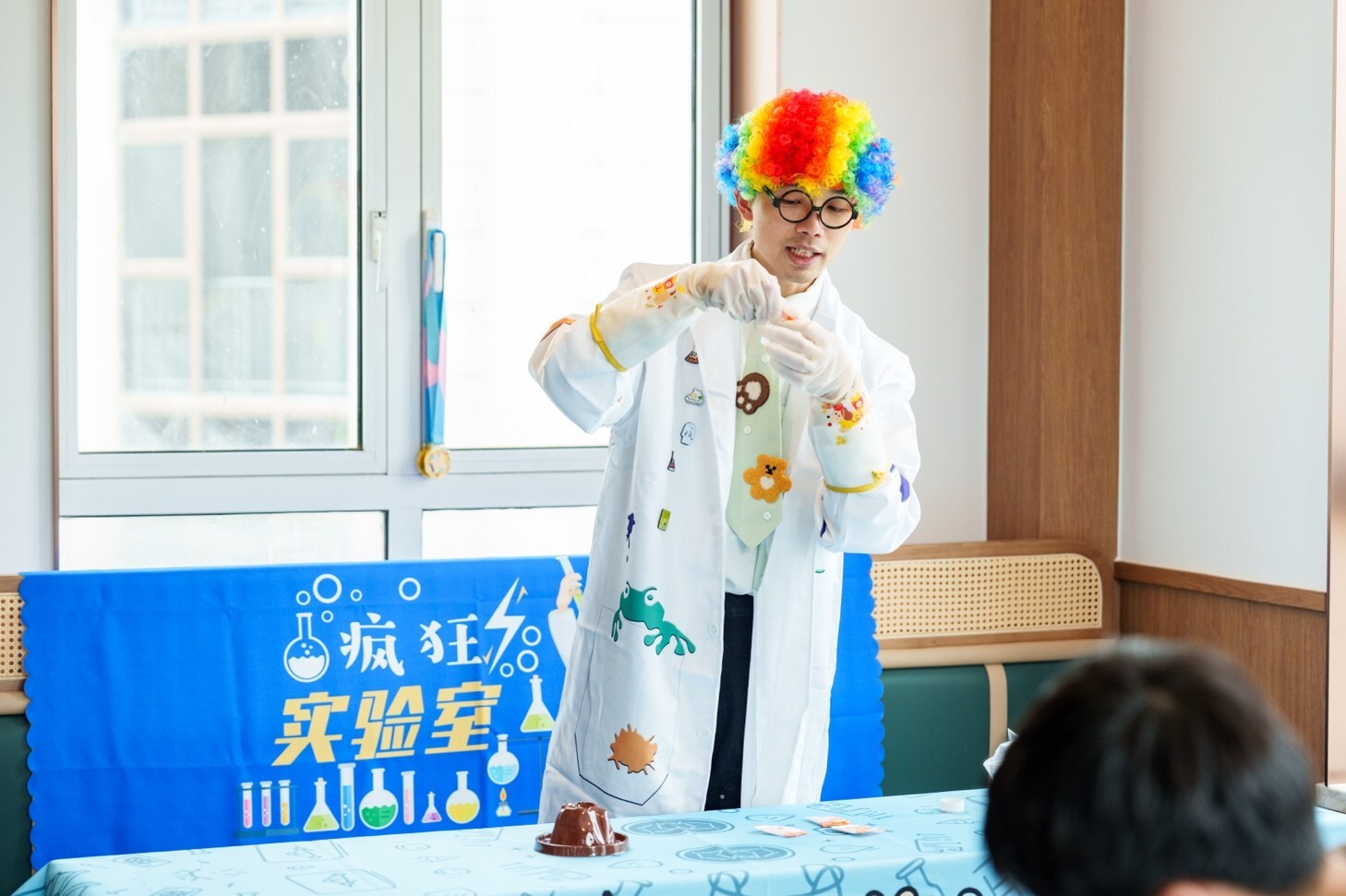 Unable to view the image, Please provide a valid URL.