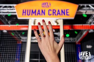 THIS VALENTINE'S DAY DAVE &amp; BUSTER'S PUTS $15,000 3-CARAT DIAMOND ENGAGEMENT RINGS INSIDE THE HUMAN CRANE