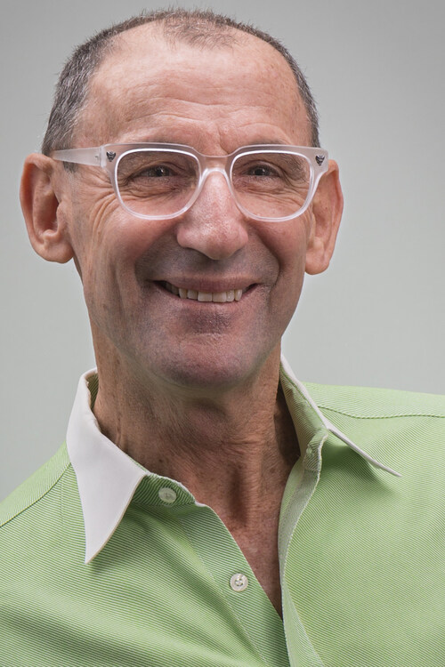 Raynmaker Appoints Globally Renowned Neuroscientist and Forensic Linguist Allan Parker as Senior Advisor to Advance RaynBrain™ Agentic AI Technology