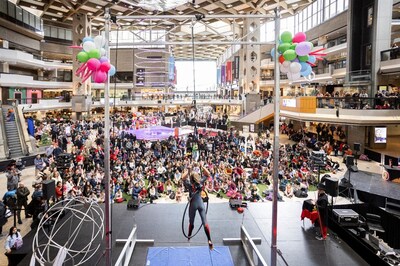 March Break Gets a Circus Twist at Complexe Desjardins. Photo: Félix Audet (CNW Group/Desjardins Group)
