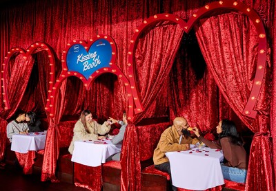 The Vaseline® x Red Lobster Kissing Booth, a limited-time Valentine’s Day experience, takes over select booths at Red Lobster’s Times Square location.