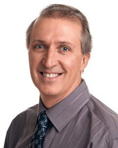 Dr. Scott Mandel uses smart GPS technology to personalize shoulder replacement surgery for local patients. Dr. Scott Mandel uses smart GPS technology to personalize shoulder replacement surgery for local patients.