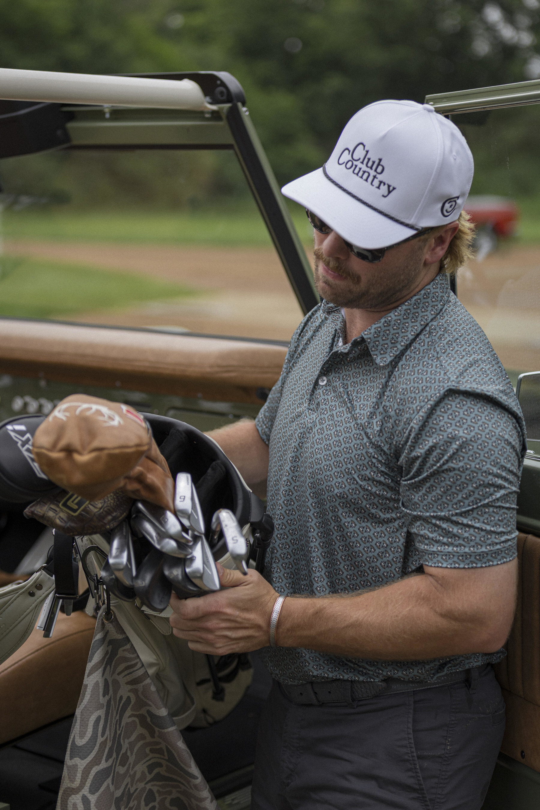 Former NFL star and outdoorsman Devlin "Duck" Hodges launches new Club Country men's lifestyle apparel brand