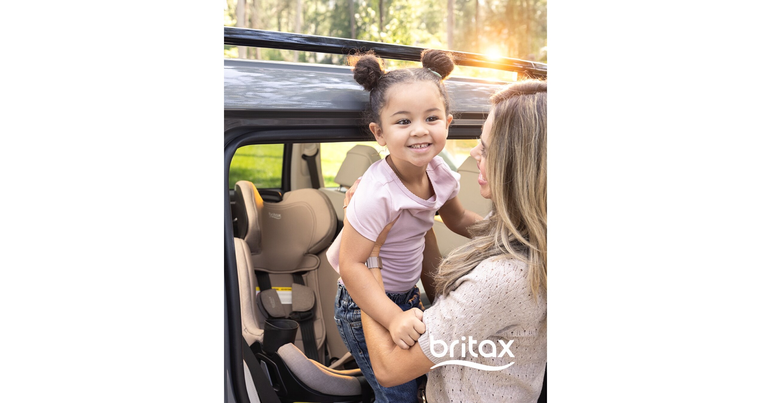 BRITAX® AMERICAS DEBUTS FIRST ROTATING CAR SEAT AT CHICAGO AUTO SHOW