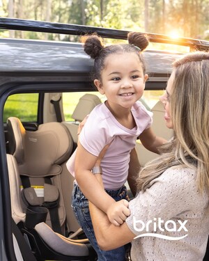 BRITAX® AMERICAS DEBUTS FIRST ROTATING CAR SEAT AT CHICAGO AUTO SHOW