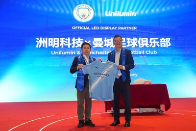PARTNERSHIP SIGNING CEREMONY OF UNILUMIN AND MANCHESTER CITY (PRNewsfoto/Unilumin Group., Ltd.)