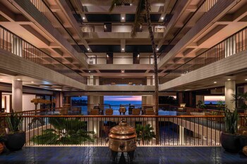 Main Lobby - Credit: Mauna Kea Beach Hotel