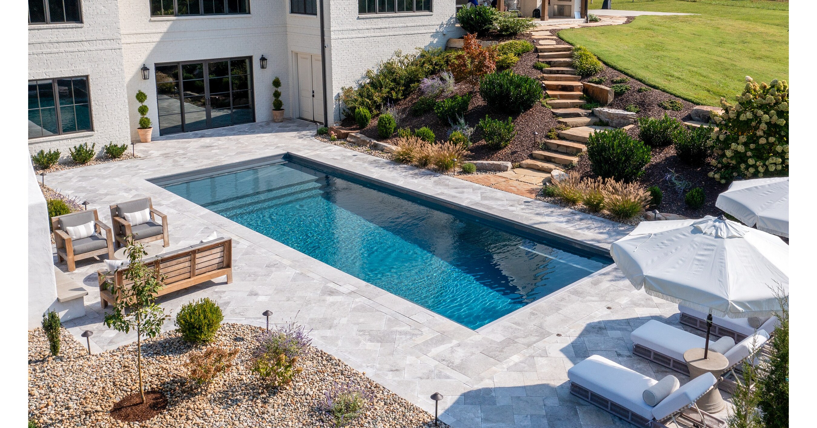 Leisure Pools 2026 Design Trends: Record Growth in Geometric Shapes and Modern Colors
