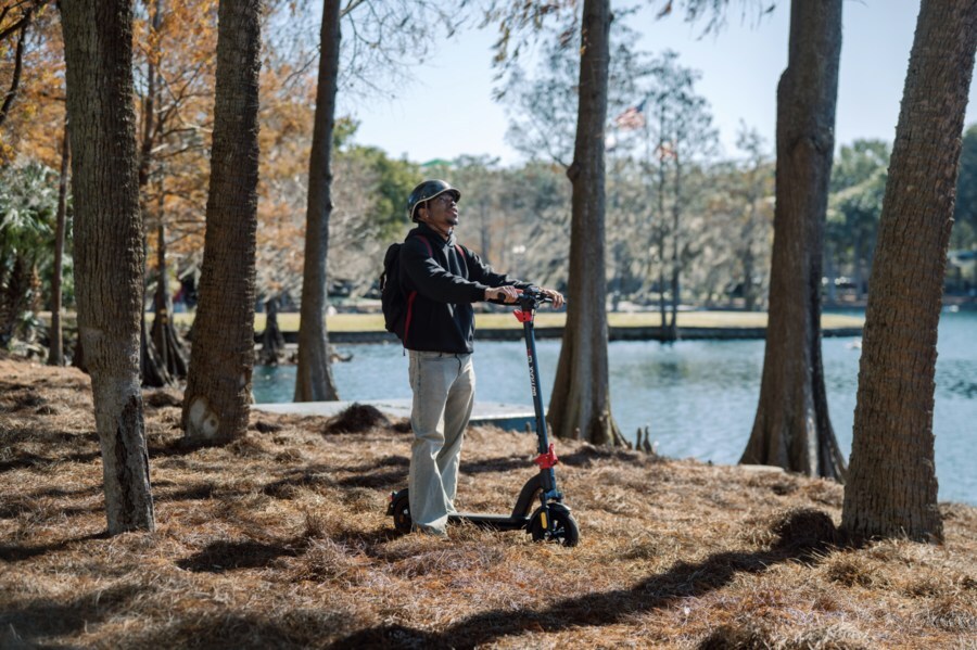 GOTRAX Surpasses 7 Million Riders, Launches G4 Pro Giveaway in Red & Cyan