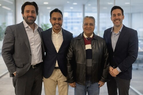 Alexander Barkow (OPTEL), Abdel-Rahman Othman and Dr. Mahmoud Othman (Techno Service), Mikael Lefebvre (OPTEL) (CNW Group/Optel Group)