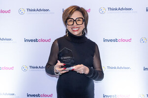 Marivic Dar honored as a Luminaries with Heart recipient at the ThinkAdvisor 2025 Luminaries Awards