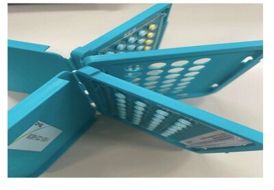 Improper packaging with missing pills (CNW Group/Health Canada (HC)) Improper packaging with missing pills (CNW Group/Health Canada (HC))