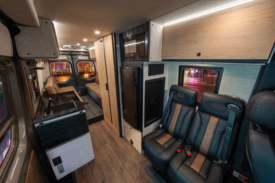 Storyteller Overland TOUR MODE Storyteller Overland TOUR MODE