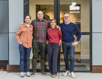 Datmos Partners (de gauche à droite) Charles Guimont, Henry Roberts, Émilie Gosselin, Simon Robillard. (PRNewsfoto/Datmos)