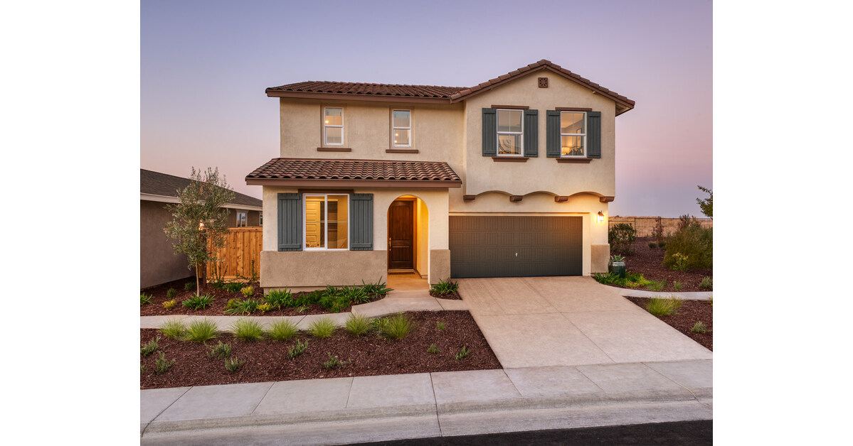Two New Richmond American Communities Debuting in Victorville