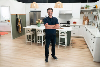 IKEA Canada Launches New YouTube Series “IKEA Kitchen Showroom Showdown” Featuring Scott McGillivray & Debra Salmoni (CNW Group/IKEA Canada Limited Partnership)