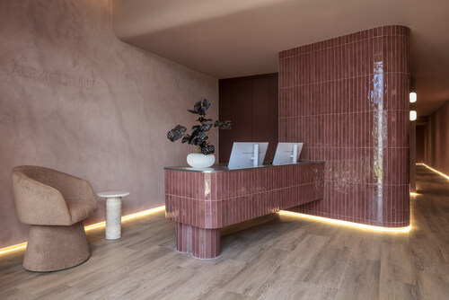 ALEXIS LAUREN ALEXIS LAUREN