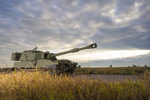 BAE Systems received a contract award valued at more than $500 million to produce additional M109A7 Paladin Self-Propelled Howitzers and M992A3 Ammunition Carriers for the U.S. Army. (Credit: BAE Systems)
