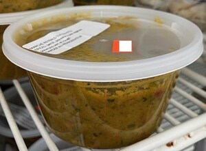 Mise en garde à la population - Innocuité non assurée de légumes broyés dans l'huile préparés et vendus par l'entreprise Marché Reynald