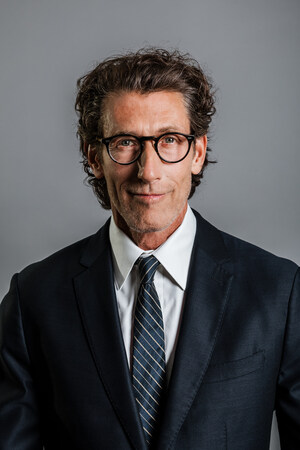 Fashion Institute of Technology (FIT) to Honor Gap Inc. President and CEO Richard Dickson at 2026 FIT Annual Gala